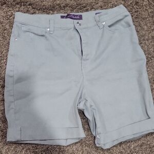 Gloria Vanderbilt Light Gray Denim Shorts